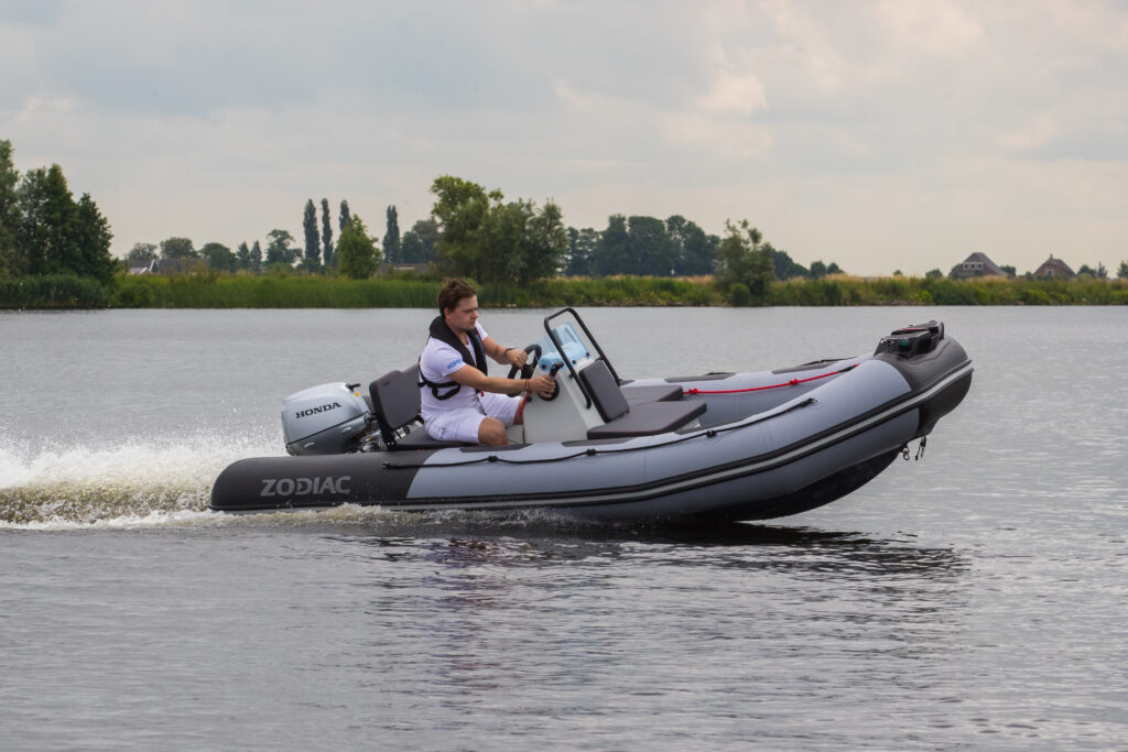 zodiac-open-42-rib-zodiac-nederland-aalsmeer (9)